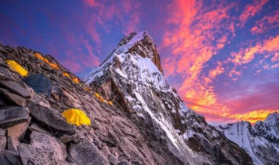 Ama Dablam + Lobuche East Expedition